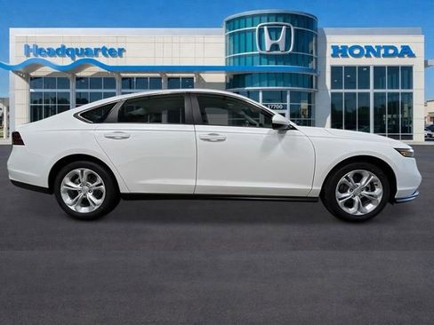 New 2026 Honda Accord LX image 2