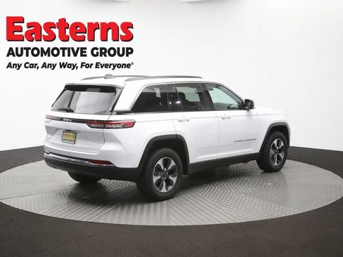 Used 2024 Jeep Grand Cherokee Limited 4xe AWD/4WD image 45