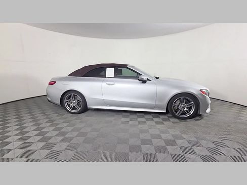 Used 2018 Mercedes-Benz E 400 Cabriolet image 35