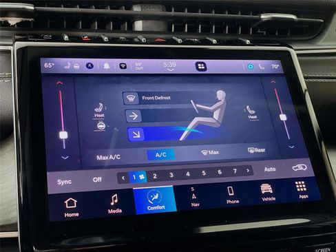 Used 2023 Jeep Grand Cherokee Limited image 18