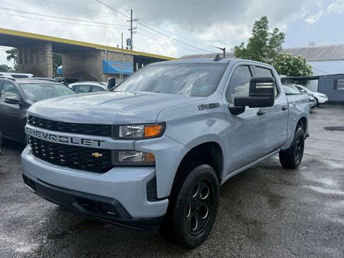 Used 2021 Chevrolet Silverado 1500 Custom RWD image 2