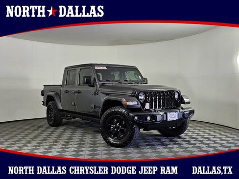 Used 2021 Jeep Gladiator Sport AWD/4WD image 1