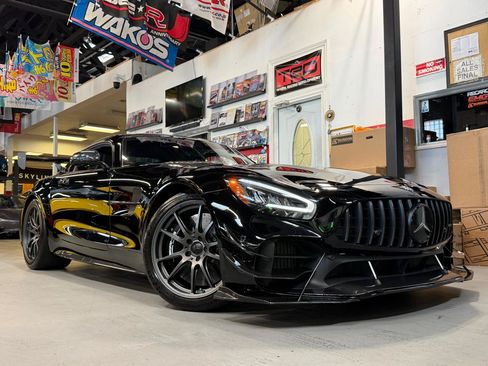 Used 2020 Mercedes-Benz AMG GT R image 1
