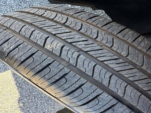 Used 2024 Ford Escape ST-Line image 33