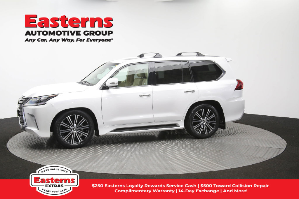 Used 2021 Lexus LX 570 4WD w/ Luxury Package image 69