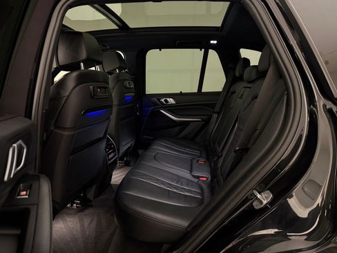 Used 2019 BMW X5 xDrive40i w/ M Sport Package image 15