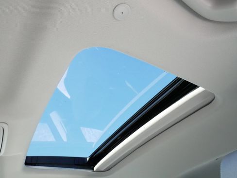 Certified 2025 Honda Accord SE image 31