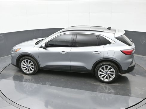 Used 2022 Ford Escape Titanium w/ Titanium Elite Package image 33