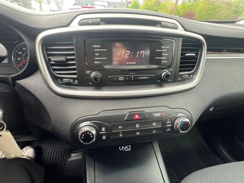Used 2016 Kia Sorento LX FWD image 22