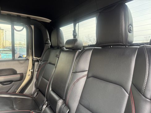 Used 2020 Jeep Gladiator Rubicon image 15