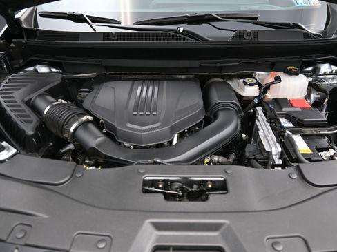 Certified 2024 Chevrolet Traverse Z71 AWD/4WD image 36