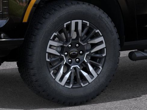 New 2026 Chevrolet Tahoe Z71 w/ Comfort Package AWD/4WD image 9