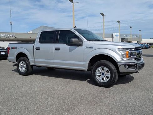 Used 2019 Ford F150 XLT image 2