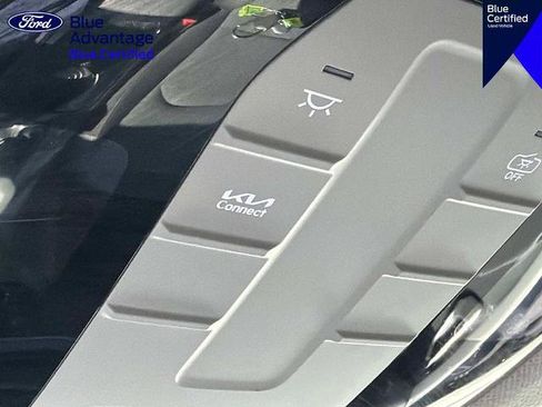 Used 2025 Kia K4 FWD image 32