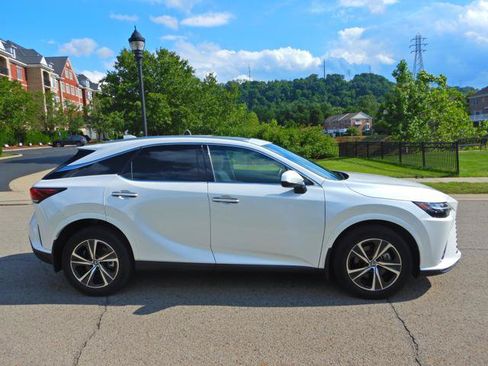 Used 2024 Lexus RX 350 Premium w/ Accessory Package (Z1) AWD/4WD image 8