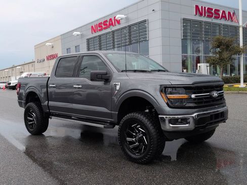 Used 2025 Ford F150 XLT w/ Equipment Group 301A Standard AWD/4WD image 2