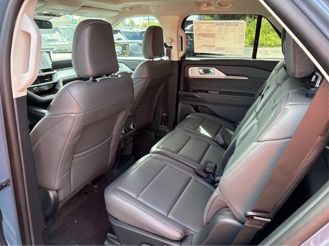 New 2026 Ford Explorer Active w/ Active Comfort Package AWD/4WD image 13