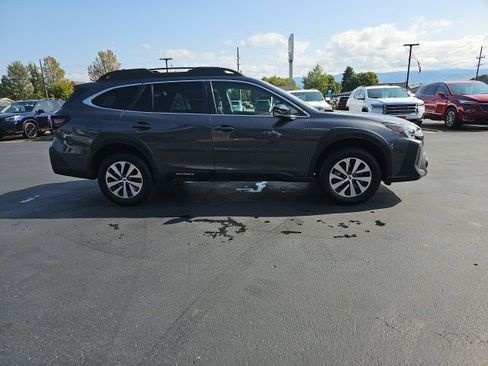 Used 2025 Subaru Outback Premium image 64