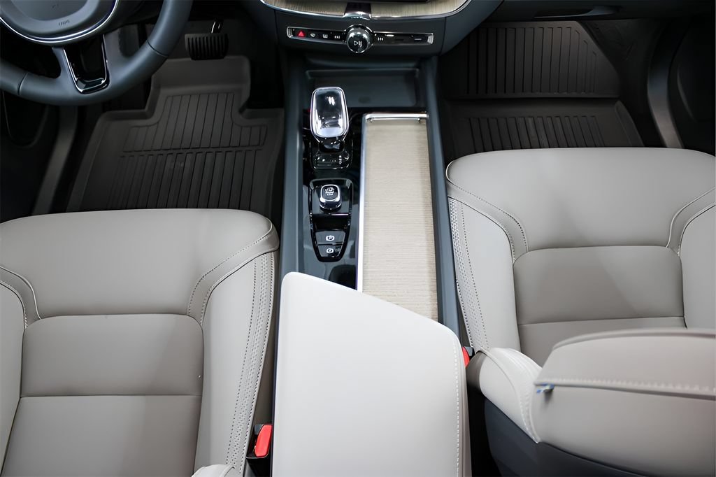 New 2026 Volvo XC90 B5 Ultra w/ Protection Package Premier AWD/4WD image 35