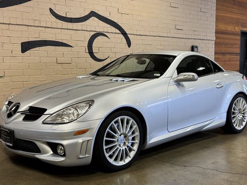 Used 2005 Mercedes-Benz SLK 55 AMG image 12