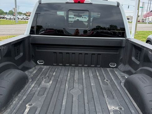 Used 2025 Ford F250 Platinum AWD/4WD image 8