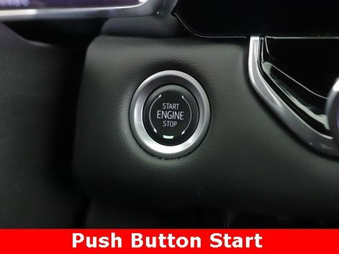 Used 2024 GMC Canyon Elevation w/ Convenience Package image 23