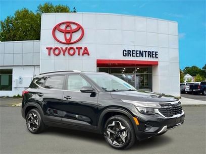 Used 2025 Kia Seltos EX