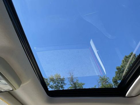 Used 2020 Toyota 4Runner Limited image 38