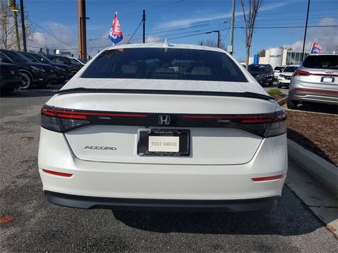 Used 2024 Honda Accord EX image 6