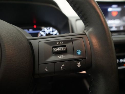 Certified 2024 Nissan Rogue SV w/ SV Premium Package image 18