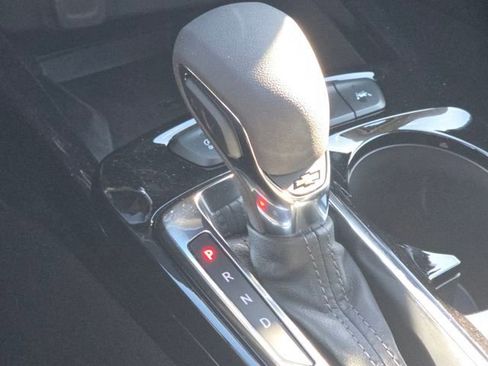 New 2026 Chevrolet Trax LT w/ Sunroof Package image 25