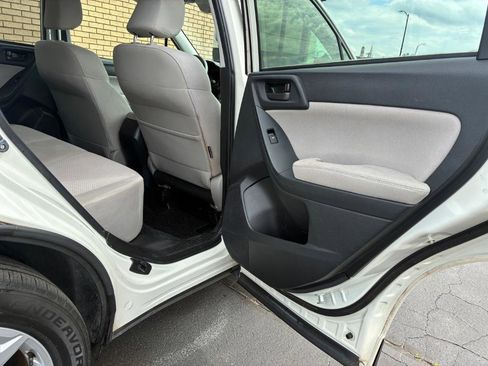 Used 2015 Subaru Forester 2.5i Premium image 27