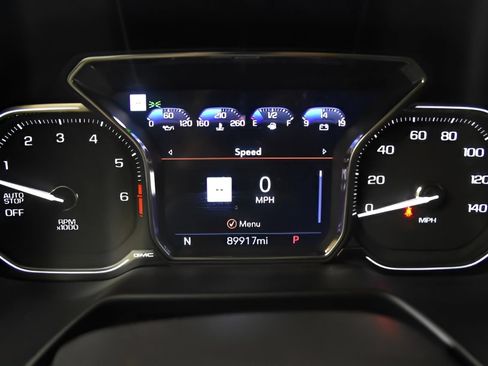 Used 2021 GMC Yukon XL SLT w/ SLT Luxury Plus Package RWD image 22