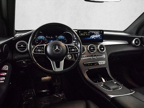 Used 2022 Mercedes-Benz GLC 300 4MATIC image 18