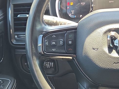 Used 2023 RAM 1500 Limited AWD/4WD image 19