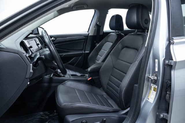 Used 2024 Volkswagen Jetta SE FWD image 20