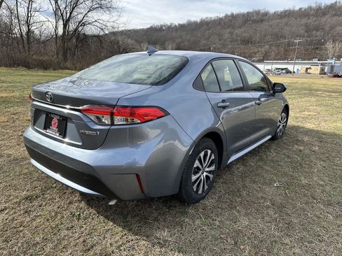 Used 2022 Toyota Corolla LE image 21