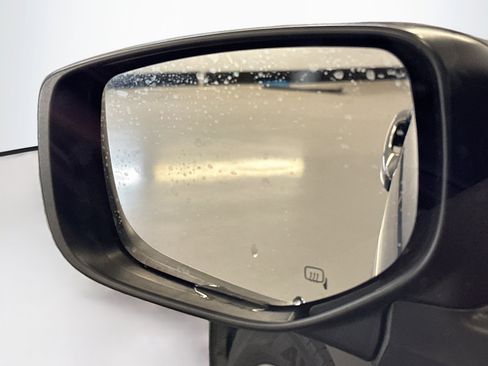 Used 2023 Subaru Legacy Premium image 16