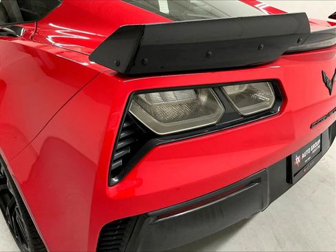 Used 2016 Chevrolet Corvette Z06 w/ 3LZ Preferred Equipment Group RWD image 29