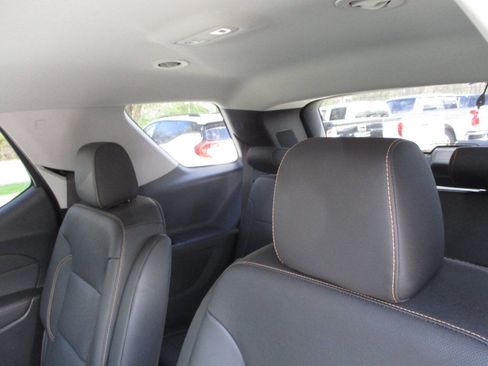 Used 2021 Chevrolet Traverse Premier AWD/4WD image 15