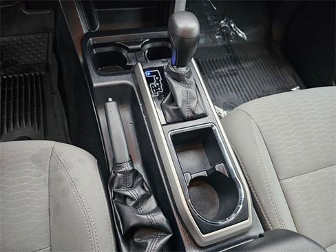 Used 2019 Toyota Tacoma SR5 image 24