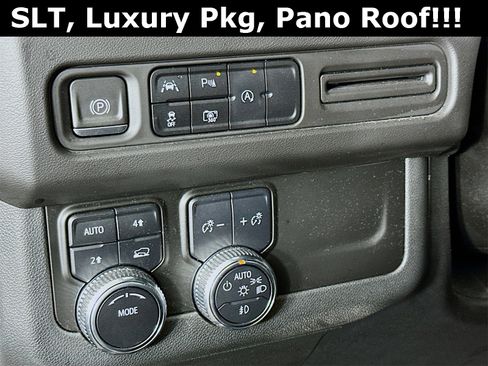 Used 2023 GMC Yukon XL SLT image 11