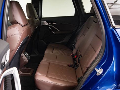 Used 2025 BMW X1 M35i image 33