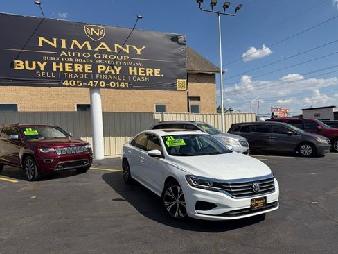 Used 2021 Volkswagen Passat 2.0T SE FWD image 56