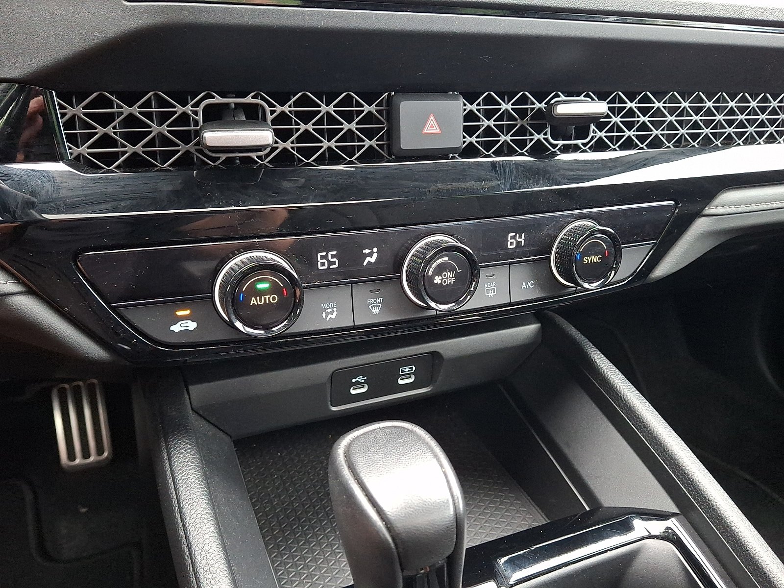 Used 2024 Honda Accord Sport image 16