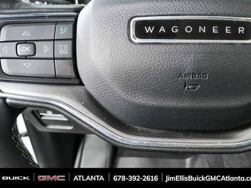 Used 2024 Jeep Wagoneer L Series II w/ Convenience Group I AWD/4WD image 10