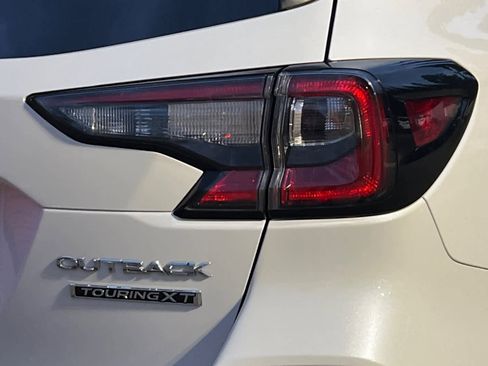 Used 2022 Subaru Outback Touring XT w/ Popular Package #2 image 37