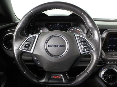 Used 2021 Chevrolet Camaro SS image 21