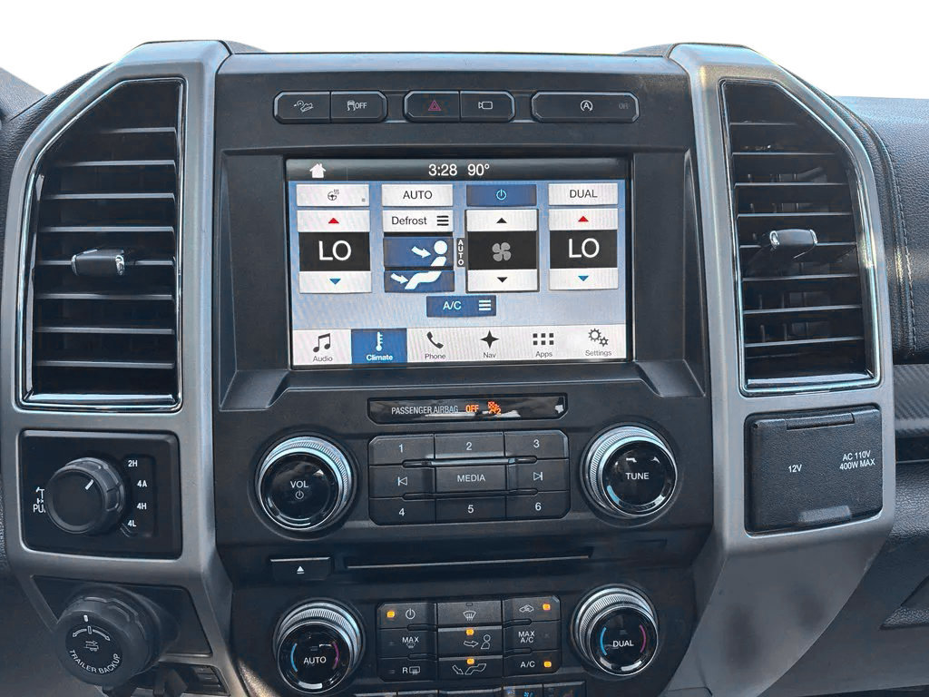 Used 2018 Ford F150 Lariat w/ Equipment Group 502A Luxury AWD/4WD image 17