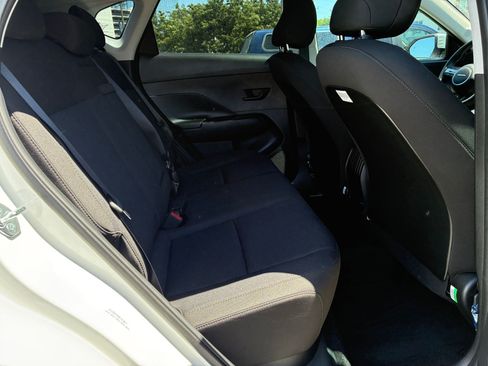Certified 2025 Hyundai Kona SE AWD/4WD image 30